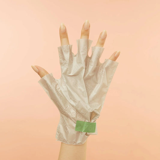 Voesh Collagen Gloves with Cannabis Sativa Seed Oil